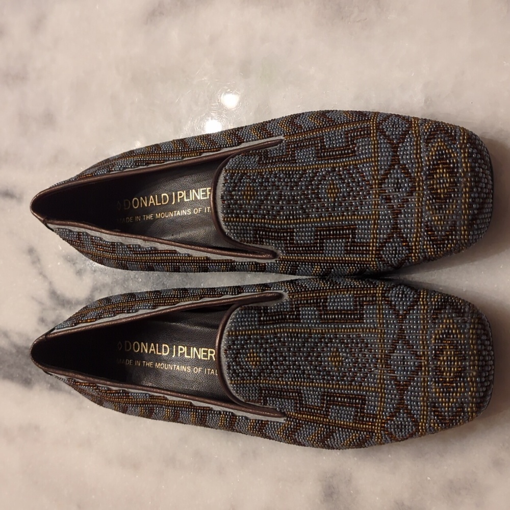 Donald J Pliner beaded Aztec design bronze leatherslip-on shoes size 6.5 NEW